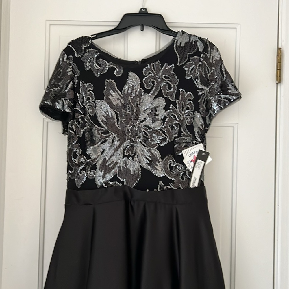 Betsy and Adam Short Sleeve Sequin Bodice Gown A24884 - Picture 2 of 2